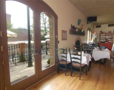 Bacci's Trattoria - the dining room